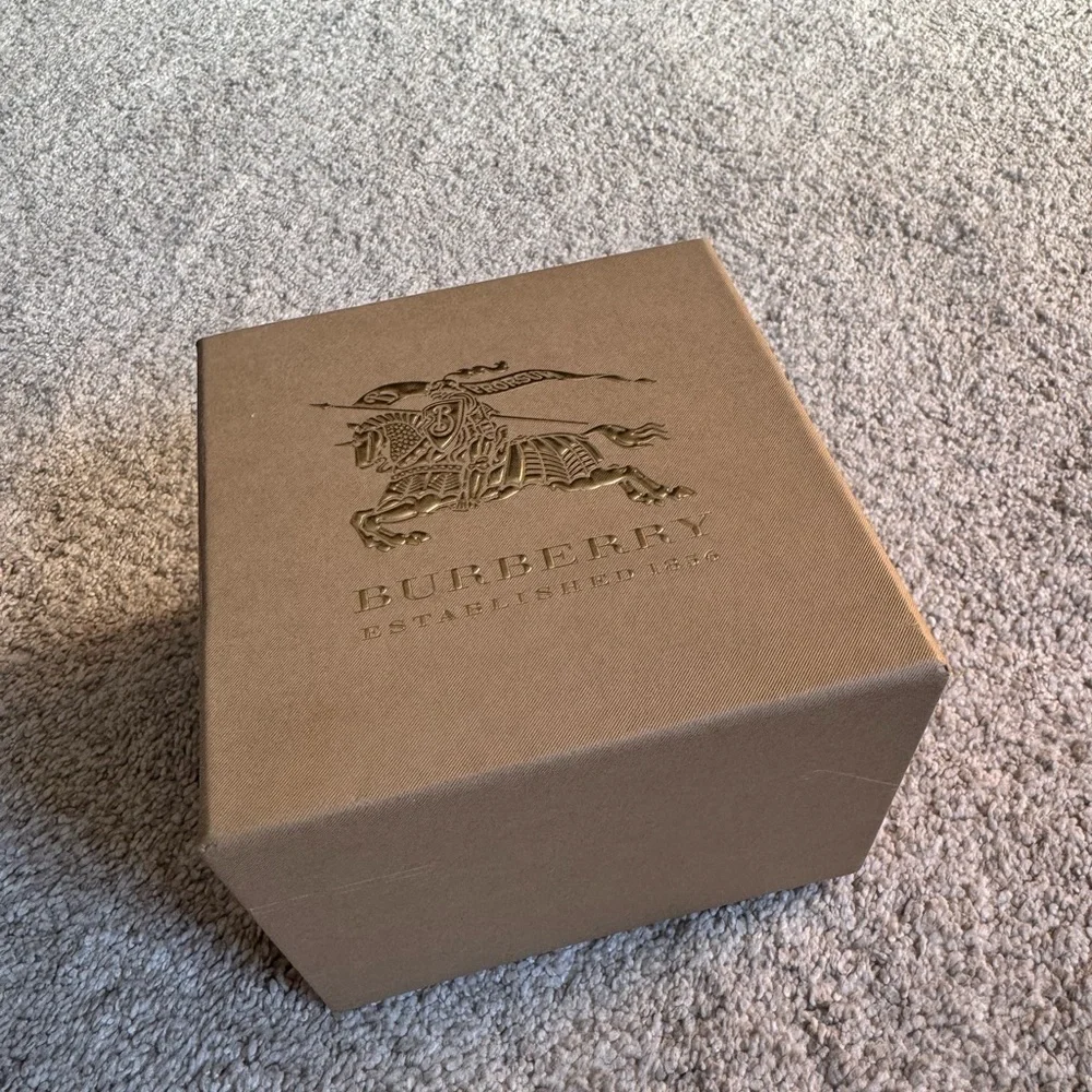 Sold - Picture 5 of 8